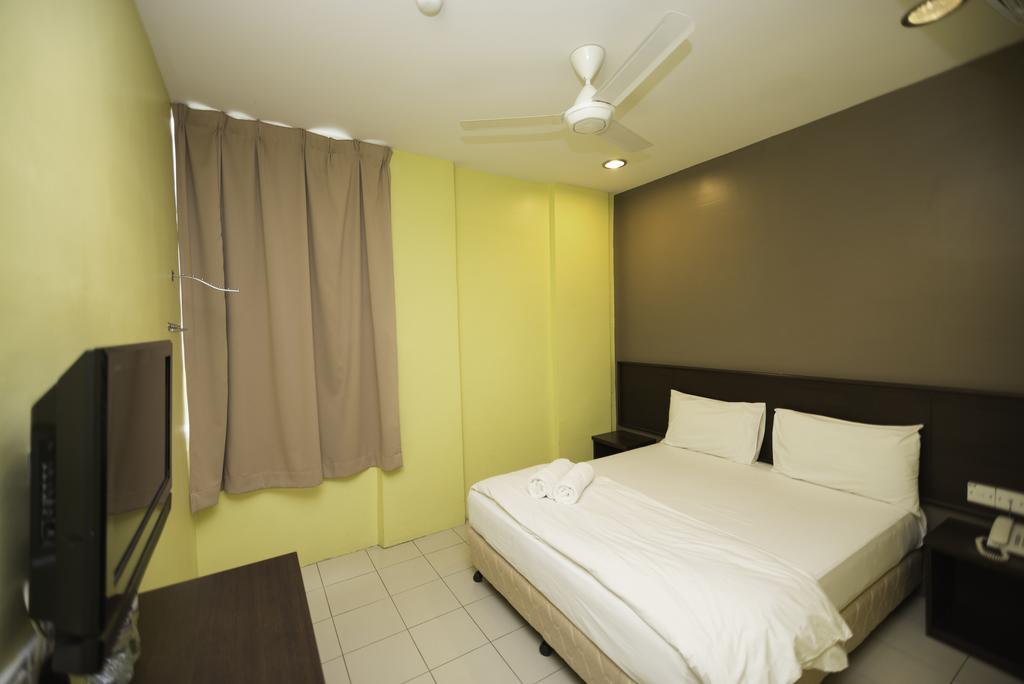 Bary Inn, Klia & Klia2 - 24 Hours Free Airport Pick-Up Sepang Exterior photo