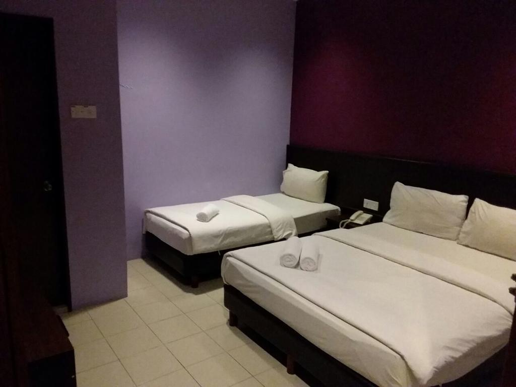 Bary Inn, Klia & Klia2 - 24 Hours Free Airport Pick-Up Sepang Exterior photo